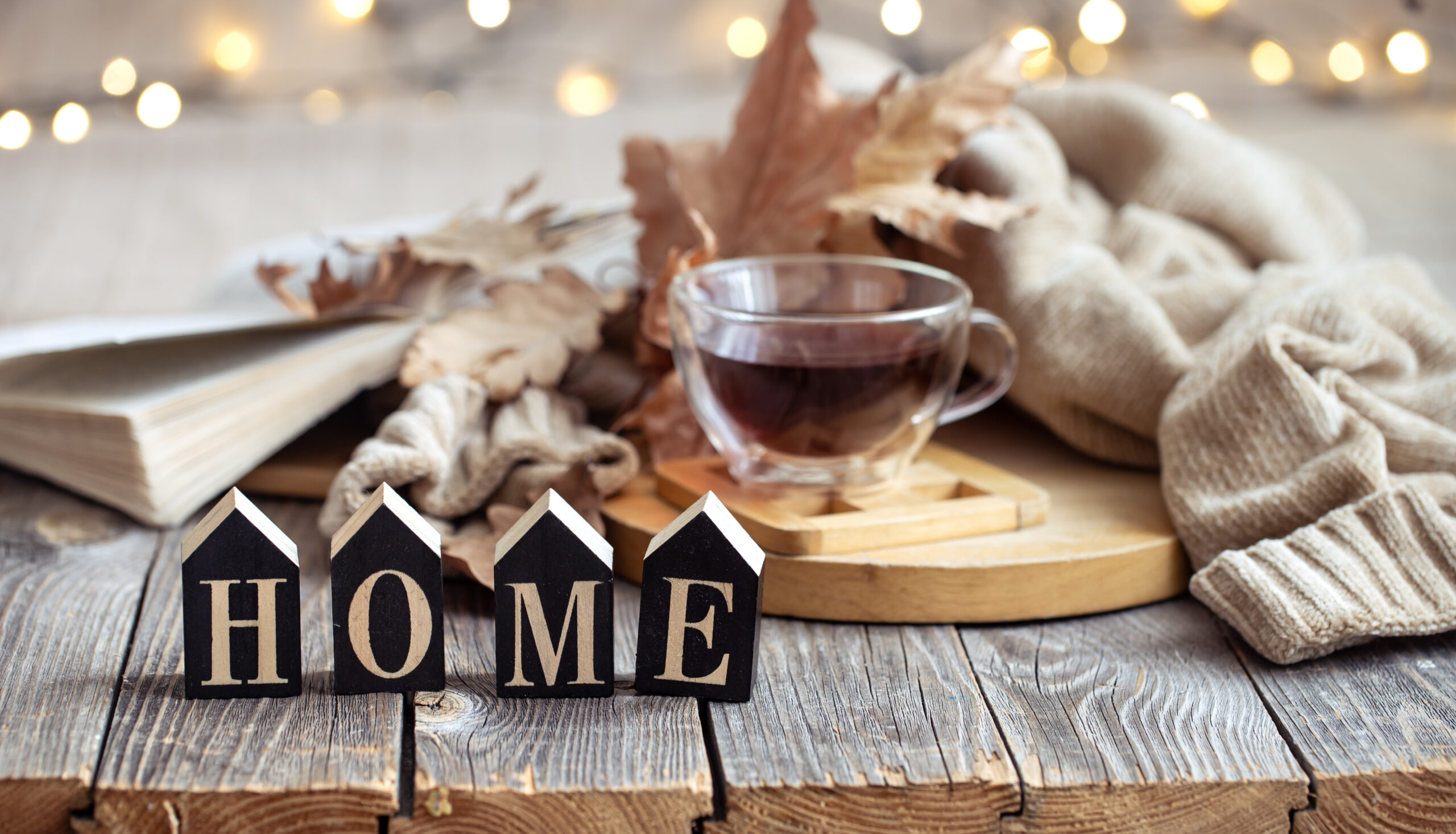Cozy autumn still life in a homely atmosphere with decorative items.