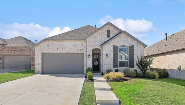 813 Nuthatch Court