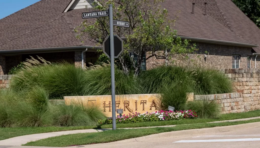Heritage in Lantana TX Entrance