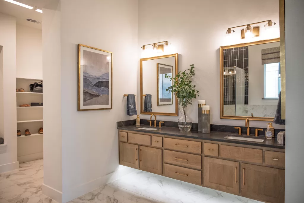 Primary Bath in a David Weekley Homes model at Furst Ranch