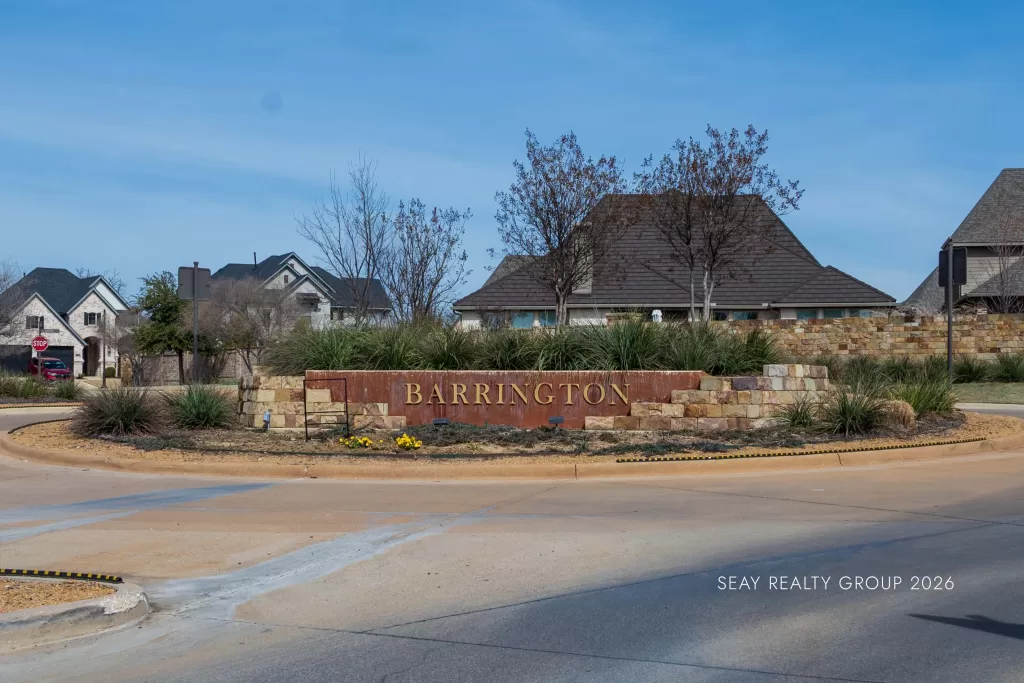 Barrington Lantana TX Entrance